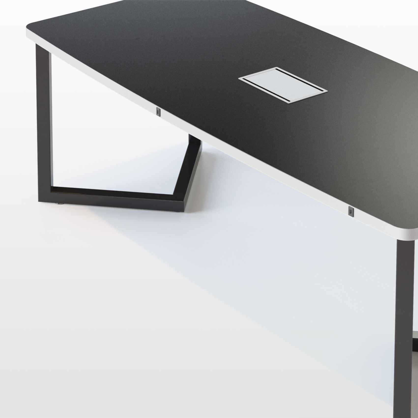 Переговорный стол прямоугольной формы
